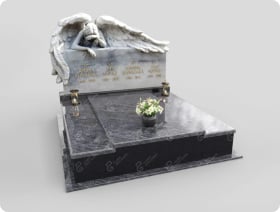 Grabsteine mit Skulptur