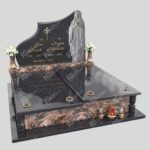Doppelgrabstein mit Skulptur der Mutter Gottes CK 12 Foto 34