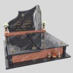 Doppelgrabstein mit Skulptur der Mutter Gottes CK 12 Foto 36