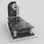 Einzelgrabmal mit Buntglas Jesus K 26 Foto 39