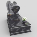 Kindergrabstein mit Engelsfigur mit Flügeln D 1 Foto 37