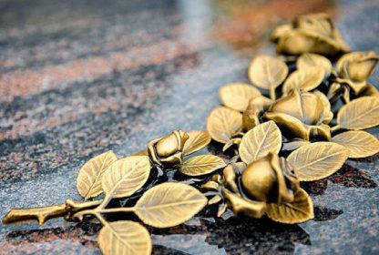 Elemente aus Bronze