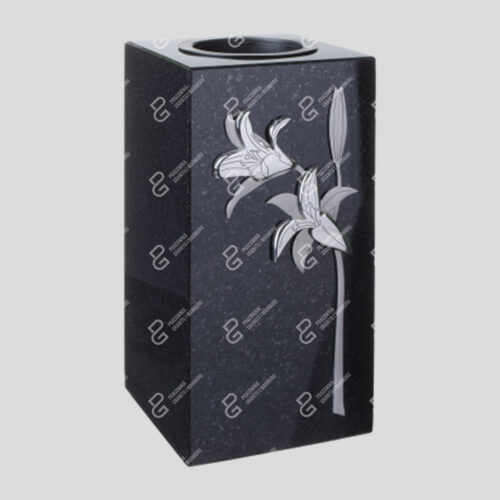 Grabvase aus Granit (Vase WK 16 15x15x29)