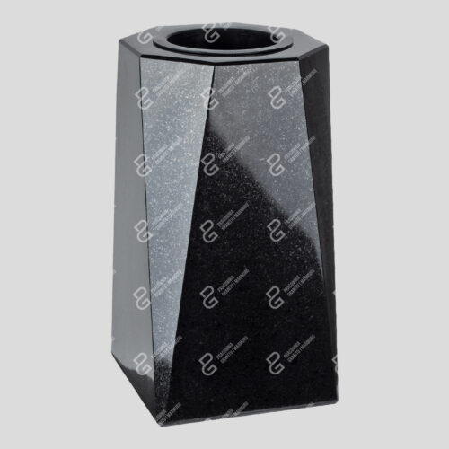Grabvase aus Granit (Vase WKE 12 15x15x29)