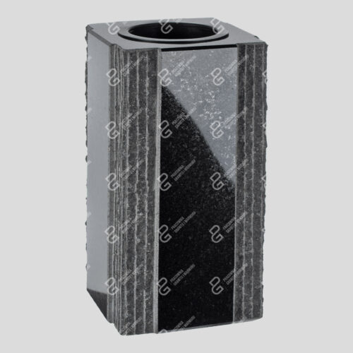 Grabvase aus Granit (Vase WKE 17 15x15x29)