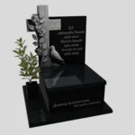 Urnengrabstein mit Kreuzskulptur U 83 Foto 37