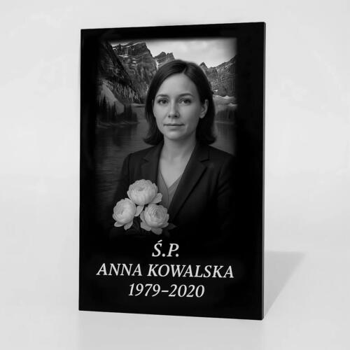 Tablica na pomnik grawerem